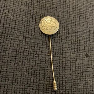 Kirk Pewter Stick/Hat Pin
